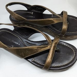 Vintage Donald Pliner Bronze platform sandal size 6